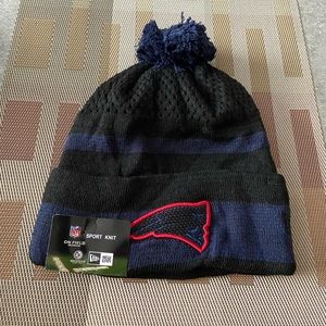 PRICE IS FIRM Brand new New England Patriots beanie